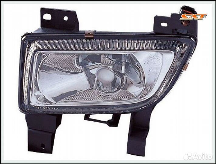 Фара противотуманная mazda premacy 99-02 familia 9