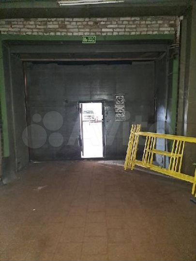 Сдам складское помещение, 438 м²