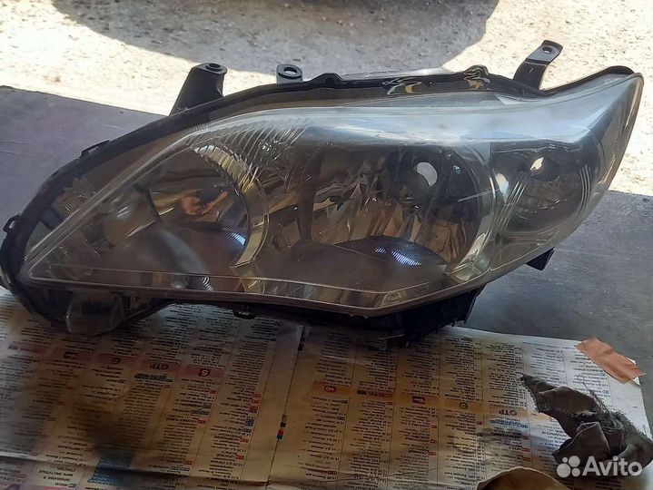 Фара передняя левая corolla 2013года