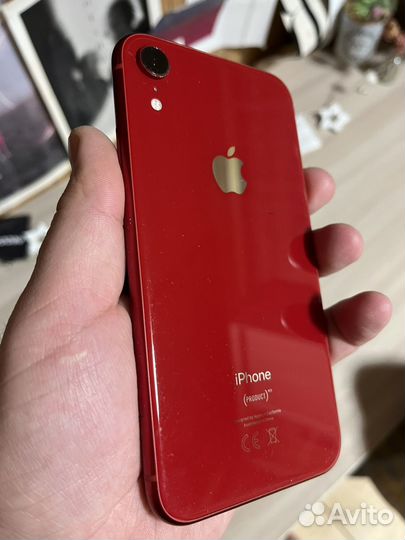 iPhone Xr, 64 ГБ