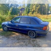 Opel Astra 1.4 MT, 1994, 350 000 км, с пробегом, цена 120 000 руб.