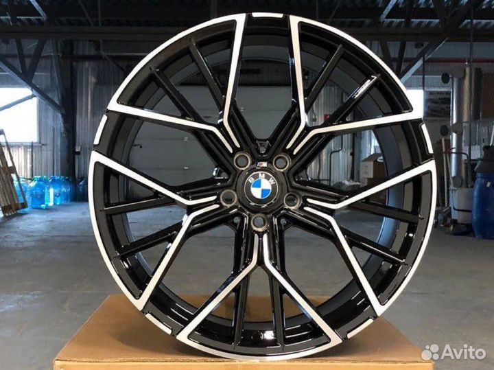 Разноширокие литые диски BMW 3 series R19