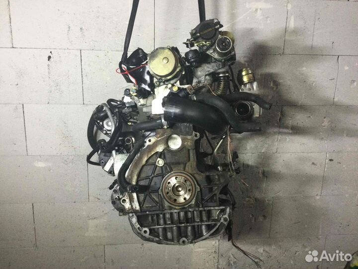 Двигатель Mitsubishi Carisma 2004 F9Q2 1.9