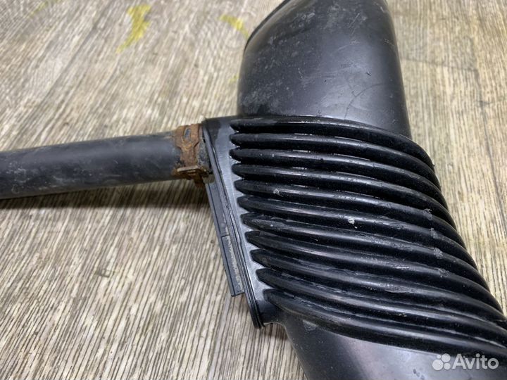 VW Touareg Патрубок воздушного фильтра 3.0 casa