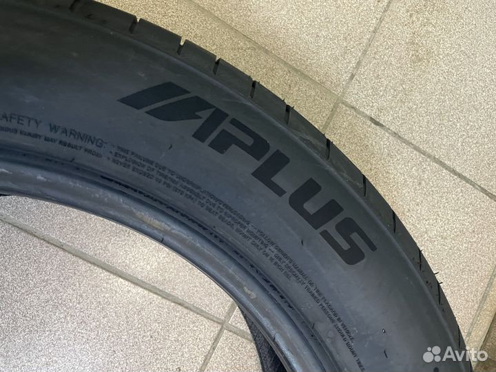 Aplus A609 235/55 R18 104W
