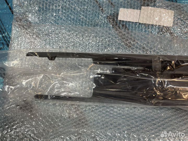 Toyota Highlander накладка на фаркоп с 13-19 год