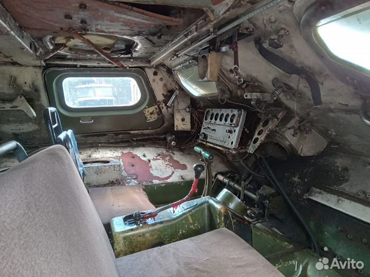 Продаётся гусеничный снегоболотоход