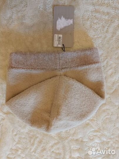 Шапка для девочки новая