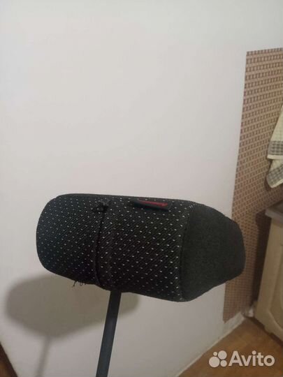 Подлокотник