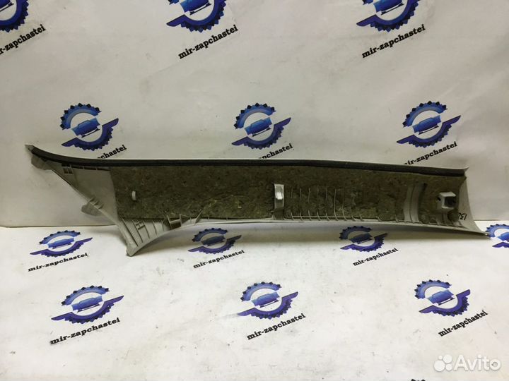 Накладка стойки передняя левая Mazda 3 BL