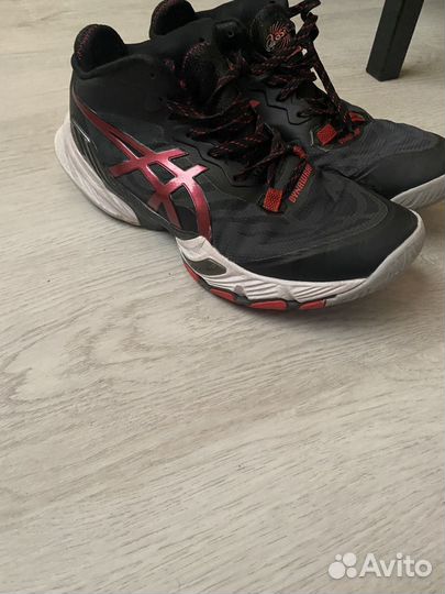 Кроссовки asics metarise