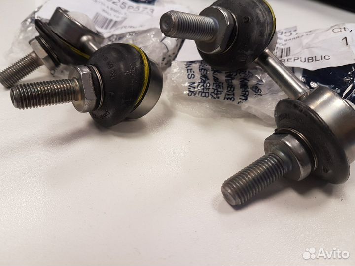 Cтойки на Maserati Gran Turismo / Quattroporte