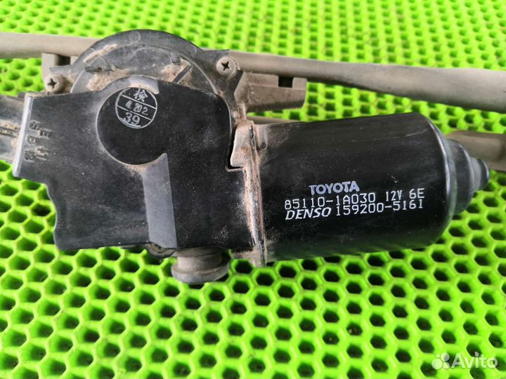 Моторчик дворников Королла 120 правый руль