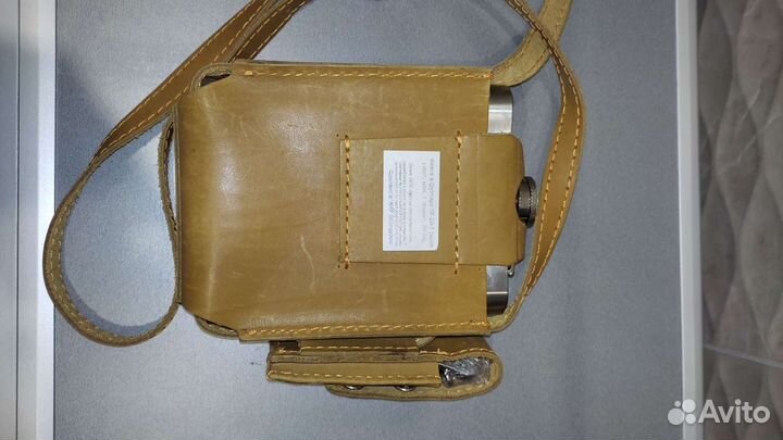 Фляжка из нержавейки в футляре из натуральной кожи