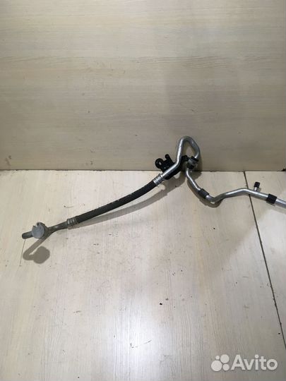 Трубка кондиционера Фольксваген пассат Б7 1.8I