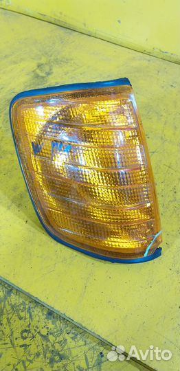 Указатель поворота правый для Mercedes-Benz E clas