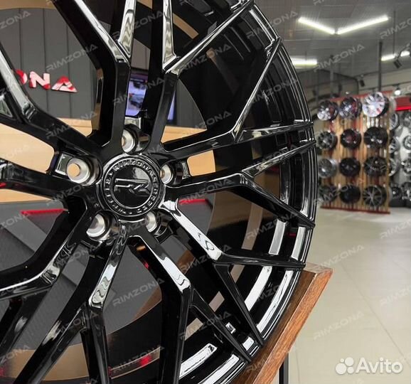 Кованый диск RZ forged RZ05 R20 5X108 64.4