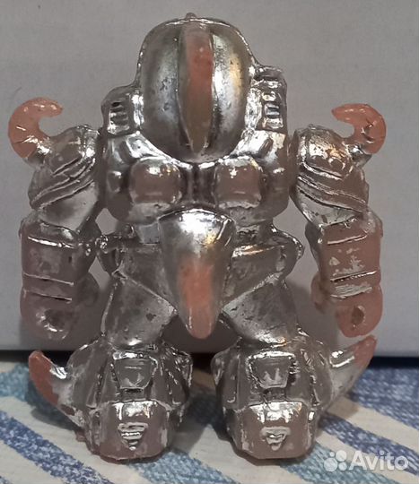 Игрушка робот акула