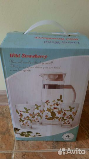 Новый набор из 3х стаканов и графин