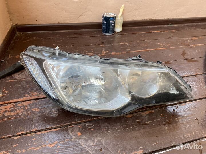Фара правая на honda civic 4d