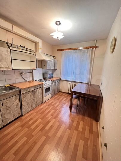 2-к. квартира, 51 м², 2/9 эт.