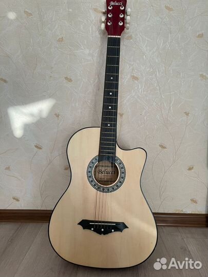 Акустическая гитара belucci