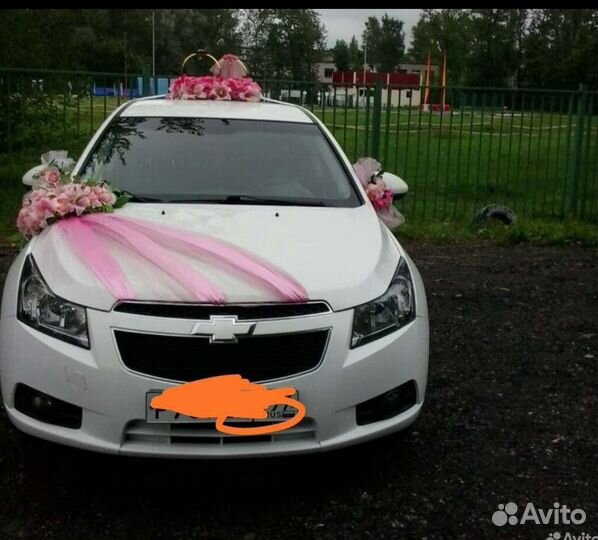 Свадебное украшение для автомобиля