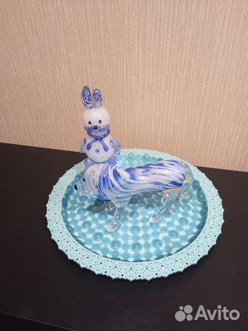 Декоративные изделия из стекла и фарфора