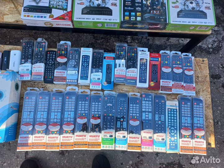 Пульт для телевизора на все модели,приставки