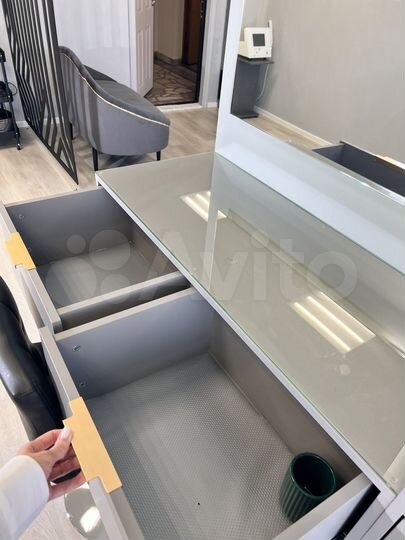 Рабочее место бровист/визажист