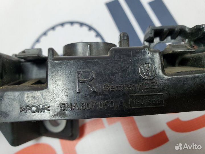 Кронштейн Volkswagen Tiguan 2 2021