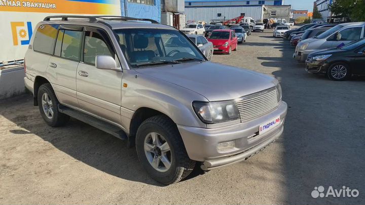 Стекло двери задней правой (форточка) Toyota Land