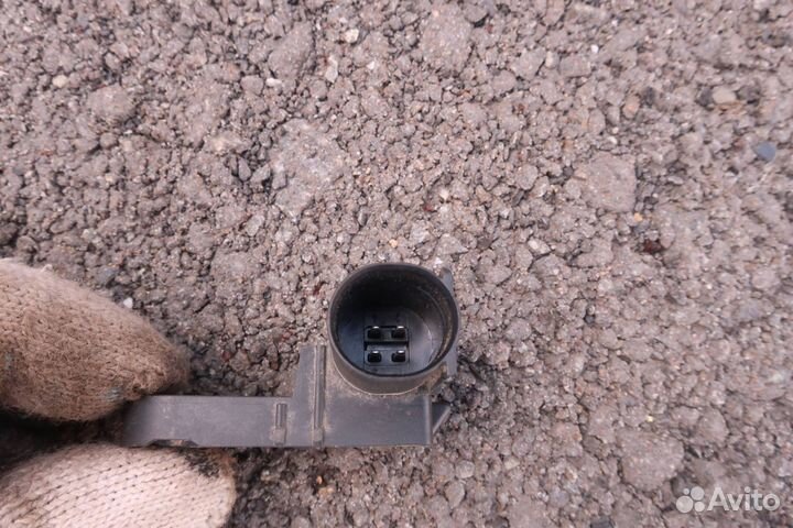 Датчик включения стопсигнала 1K0945459A Volkswagen