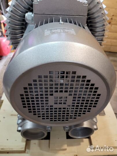 Вихревая воздуходувка