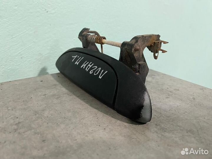 Ручка наружная передняя левая Renault Logan