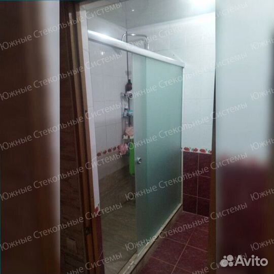 Душевое стеклянное ограждение для ниши