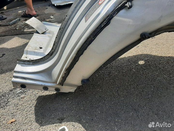 Крыло заднее левое Mercedes-Benz M-Class W163