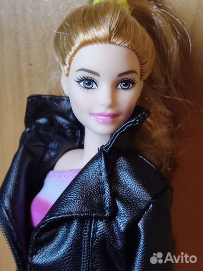 Кукла Барби Джойс нешарнирная