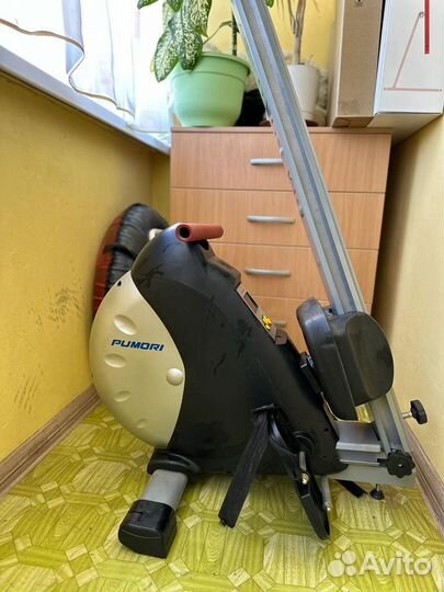 Гребной тренажер