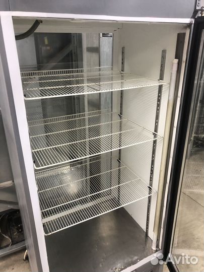 Холодильный шкаф