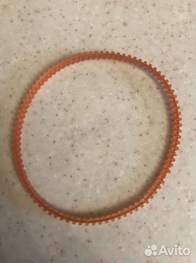 Ремни для бытових швейных вашин и оверлоков