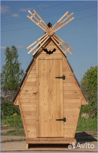 Дачный туалет с лебедем IQG