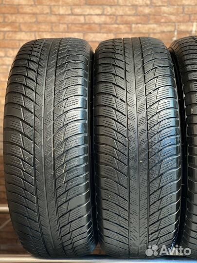 Bridgestone Blizzak LM-001 225/60 R18