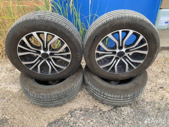 Pirelli Cinturato P7 205/60 R16