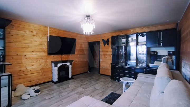 Дом 160 м² на участке 8 сот.