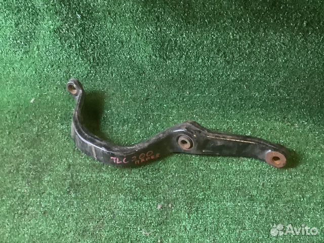 Рычаг переднего стабилизатора LC 200