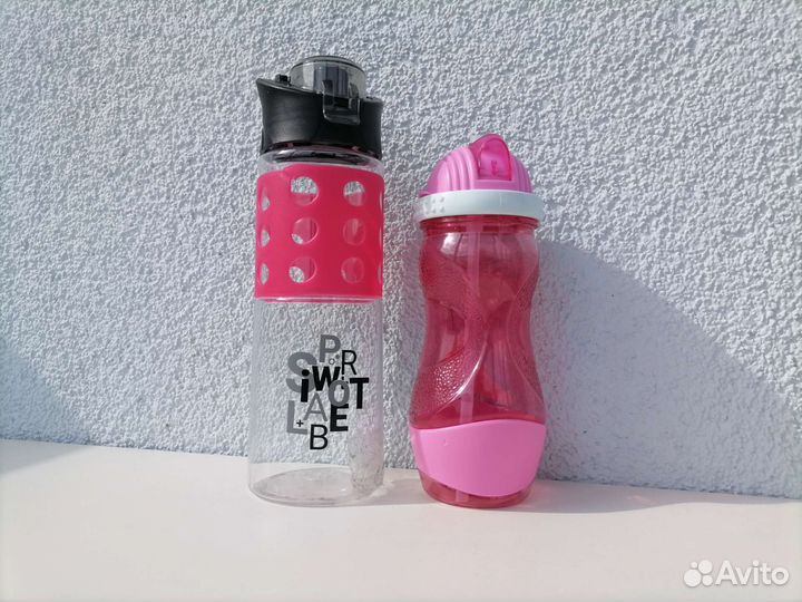 Бутылка для воды в дар