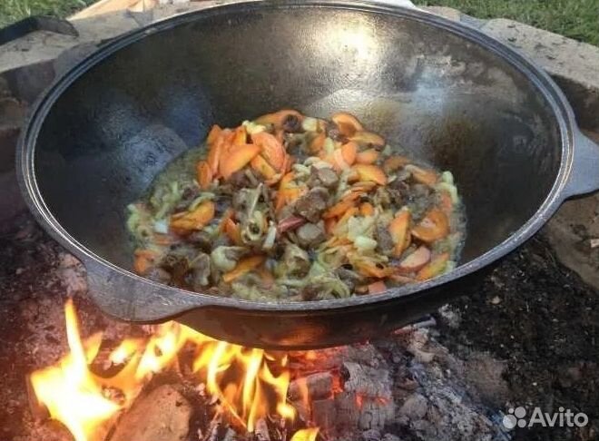 Казан чугунный узбекский с крышкой для плова