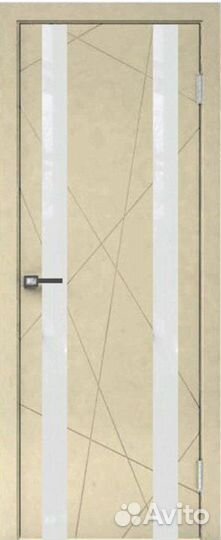 Межкомнатная дверь с фрезировкой и остеклением