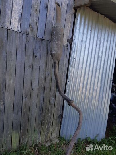 Глушитель на Тойота королла 180 куз